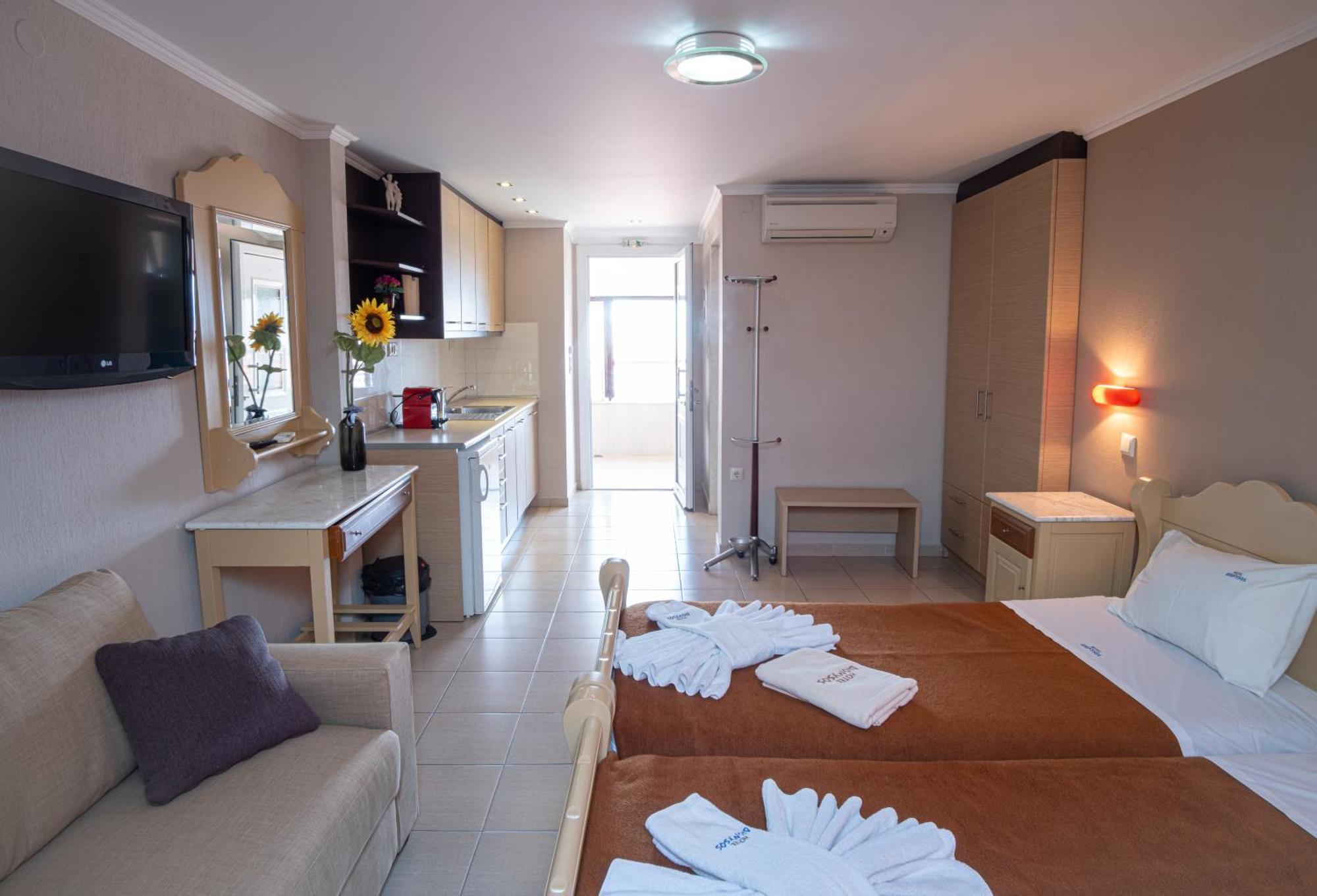 Hotel Dionysos Polichrono Políhrono Kültér fotó