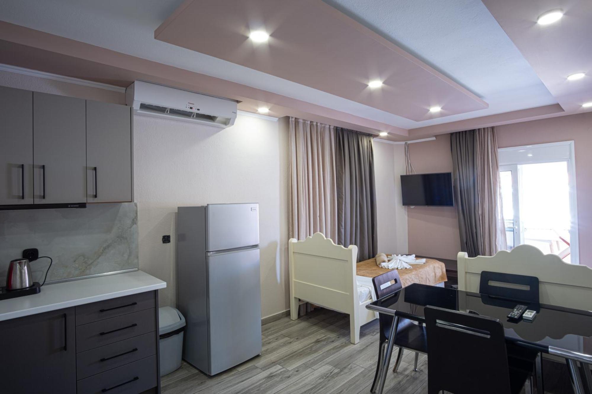 Hotel Dionysos Polichrono Políhrono Kültér fotó